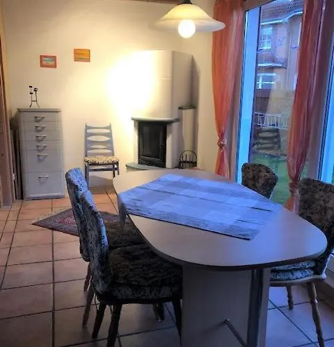Memelstrasse 6 *